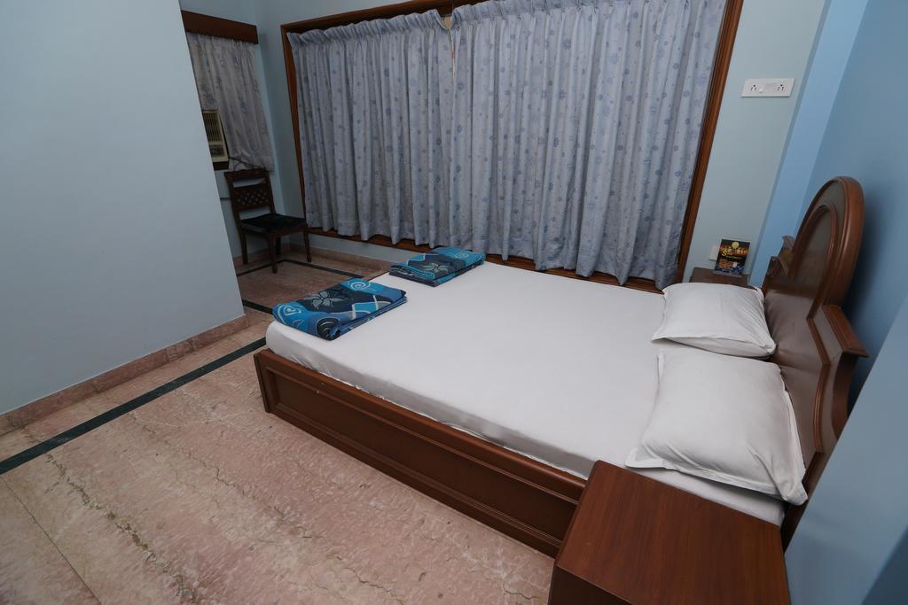 Lloyds Serviced Apartments,Krishna Street,T Nagar Chennai Eksteriør billede
