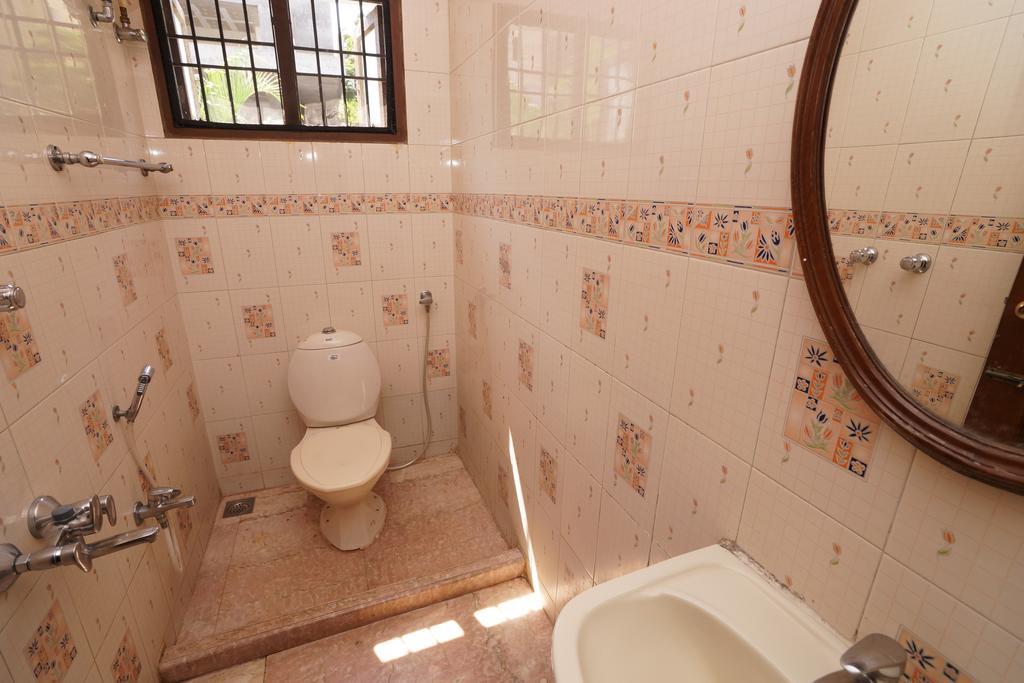 Lloyds Serviced Apartments,Krishna Street,T Nagar Chennai Eksteriør billede